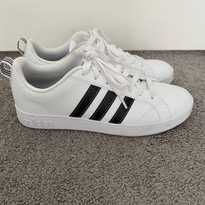 Women’s Adidas Grand court sneaker
